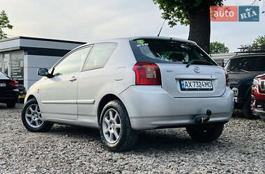 Хетчбек Toyota Corolla 2002 в 