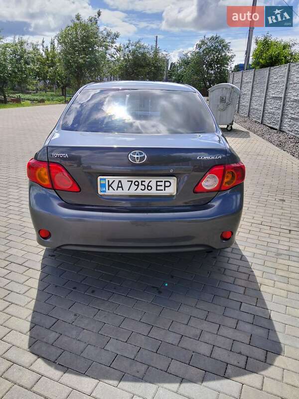 Седан Toyota Corolla 2008 в Білій Церкві
