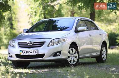 Седан Toyota Corolla 2008 в Харкові