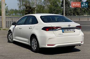 Седан Toyota Corolla 2019 в 