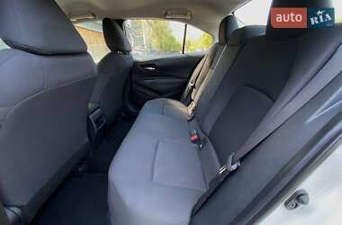 Седан Toyota Corolla 2019 в 