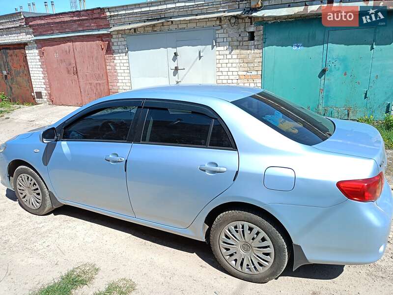 Седан Toyota Corolla 2007 в Чернигове