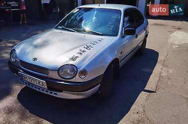 Хэтчбек Toyota Corolla 1999 в Одессе