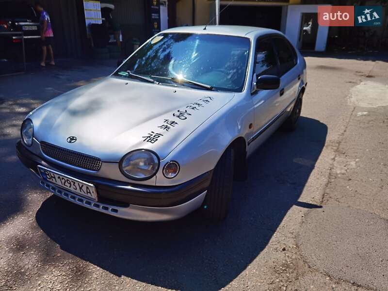 Toyota Corolla 1999