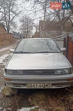 Лифтбек Toyota Corolla 1988 в 