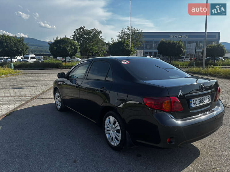 Седан Toyota Corolla 2007 в Тячеві