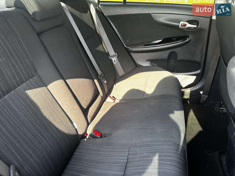 Седан Toyota Corolla 2007 в Тячеві