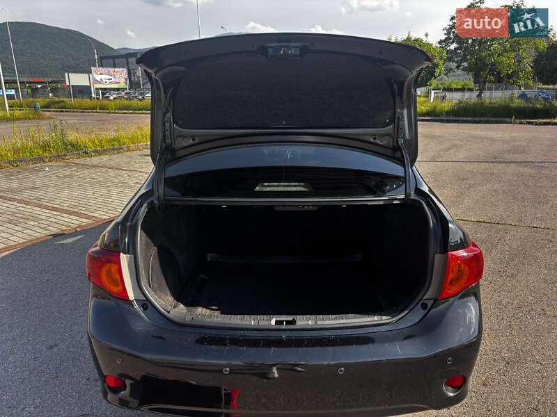 Седан Toyota Corolla 2007 в Тячеві