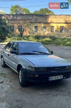 Седан Toyota Corolla 1990 в Одессе