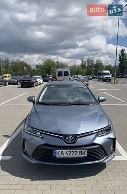Седан Toyota Corolla 2020 в Киеве