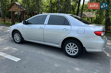 Седан Toyota Corolla 2012 в 