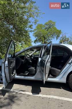 Седан Toyota Corolla 2005 в 
