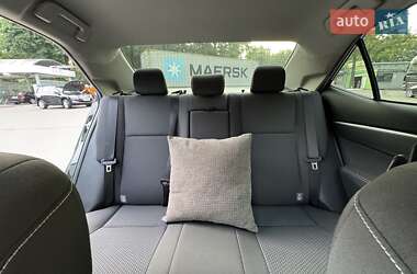 Седан Toyota Corolla 2018 в 