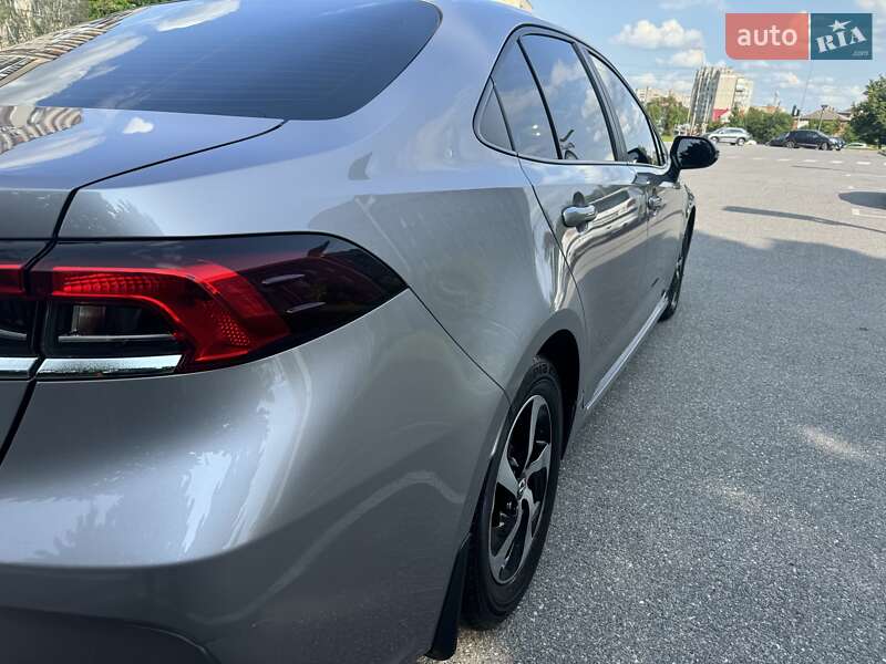 Седан Toyota Corolla 2020 в Виннице
