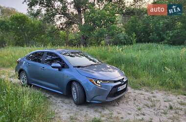 Седан Toyota Corolla 2019 в Полтаві