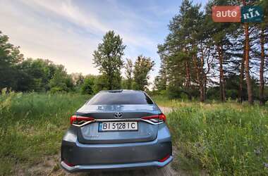 Седан Toyota Corolla 2019 в 