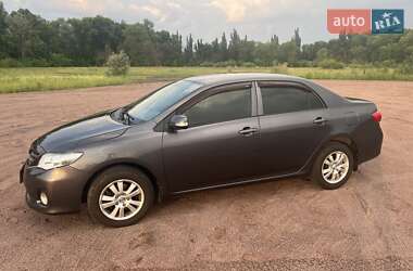 Седан Toyota Corolla 2011 в 
