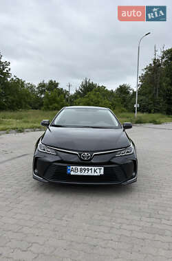 Седан Toyota Corolla 2019 в Тульчині