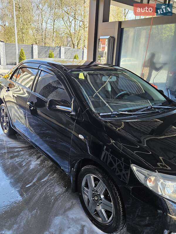 Седан Toyota Corolla 2008 в Черкассах