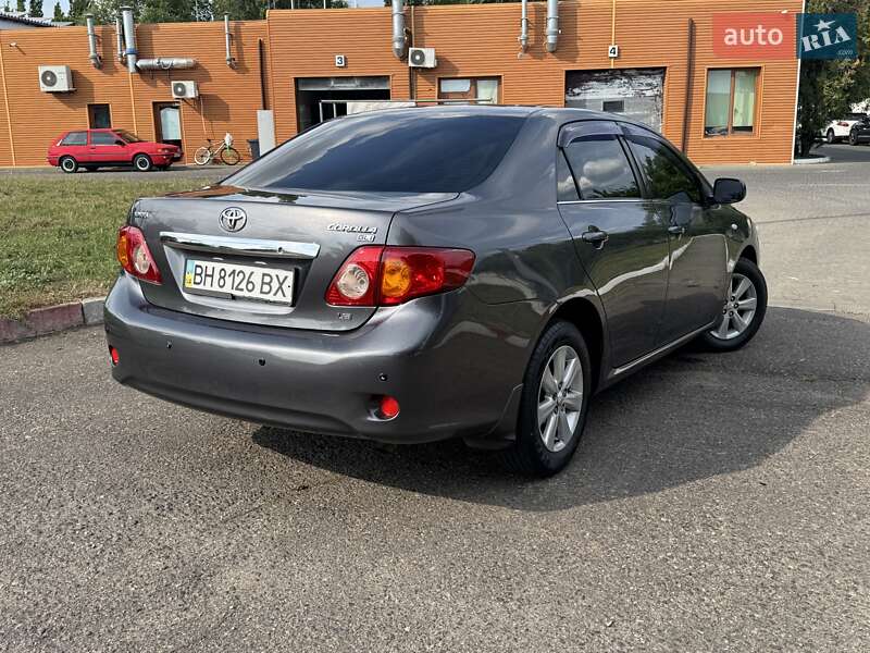 Седан Toyota Corolla 2008 в Одесі