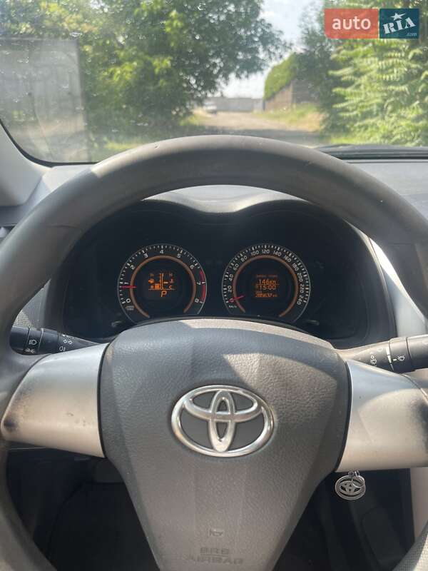 Седан Toyota Corolla 2013 в Запорожье
