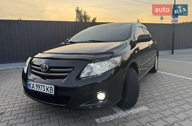 Седан Toyota Corolla 2008 в Киеве
