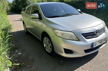 Седан Toyota Corolla 2009 в 