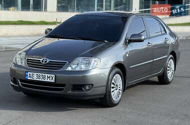 Седан Toyota Corolla 2006 в Днепре