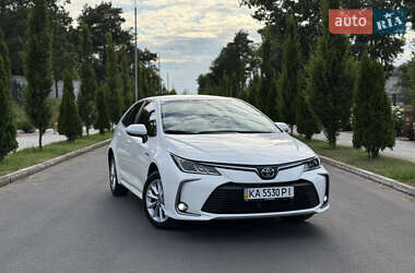 Седан Toyota Corolla 2021 в Києві