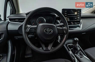 Седан Toyota Corolla 2021 в 