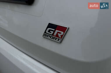 Седан Toyota Corolla 2021 в 