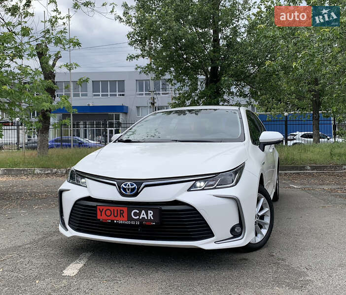 Седан Toyota Corolla 2020 в Києві