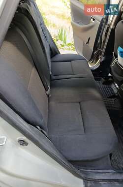 Универсал Toyota Corolla 2007 в 