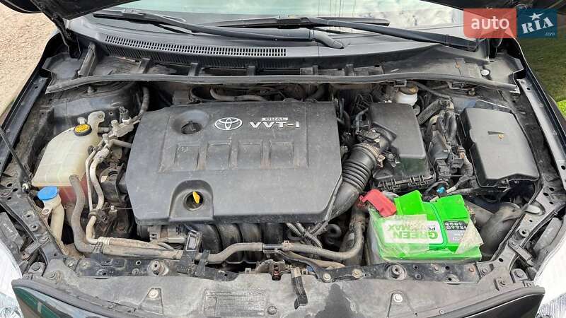 Седан Toyota Corolla 2007 в Харкові