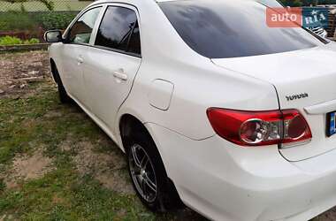 Седан Toyota Corolla 2012 в 