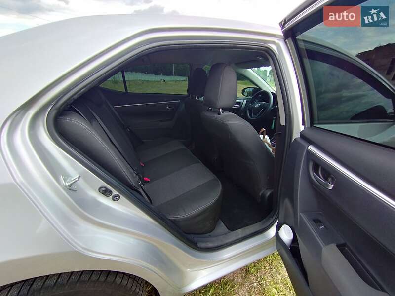 Седан Toyota Corolla 2017 в Белой Церкви