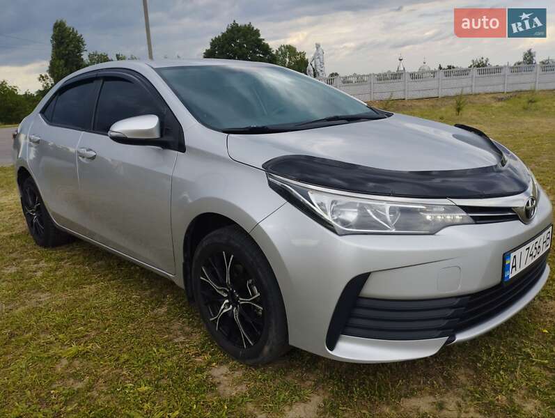 Седан Toyota Corolla 2017 в Белой Церкви