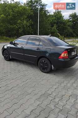Седан Toyota Corolla 2005 в Полтаві