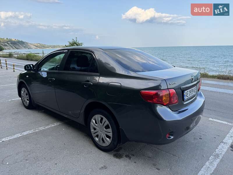 Универсал Toyota Corolla 2008 в Днепре