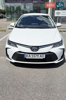 Седан Toyota Corolla 2020 в Киеве