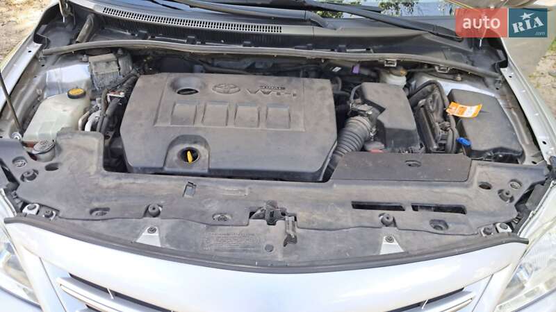 Седан Toyota Corolla 2011 в Киеве фото 11 Седан Toyota Corolla 2011 в Киеве