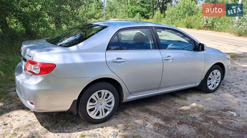Седан Toyota Corolla 2011 в Киеве фото 6 Седан Toyota Corolla 2011 в Киеве