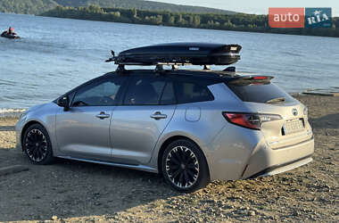 Универсал Toyota Corolla 2022 в Киеве