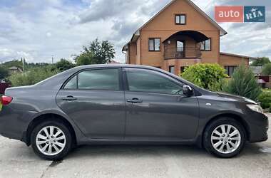 Седан Toyota Corolla 2007 в Фастове