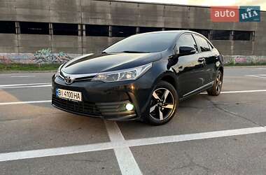 Седан Toyota Corolla 2016 в Полтаве