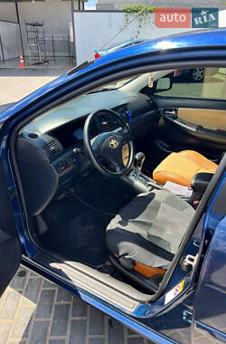Седан Toyota Corolla 2002 в 