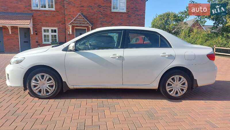 Седан Toyota Corolla 2010 в Киеве фото 3 Седан Toyota Corolla 2010 в Киеве