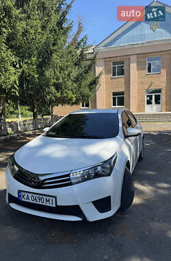 Седан Toyota Corolla 2014 в Бершаді
