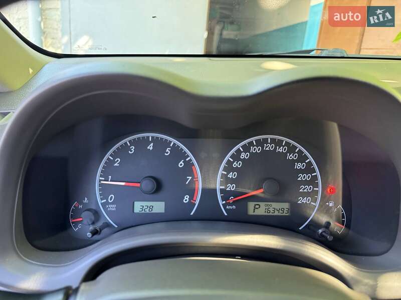 Седан Toyota Corolla 2008 в Николаеве