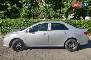 Седан Toyota Corolla 2008 в Чернівцях